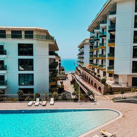 Cozy With Charming Sea View